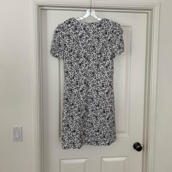 Loft Floral Ruched Sleeve Shift Dress - Picture 5 of 6